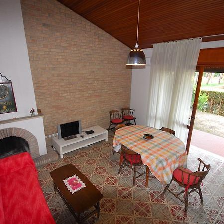 Villa Francesca Lignano Sabbiadoro Bagian luar foto